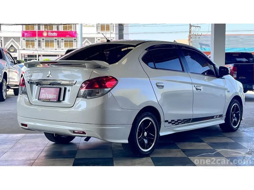 2016 Mitsubishi Attrage GLS LTD Sedan