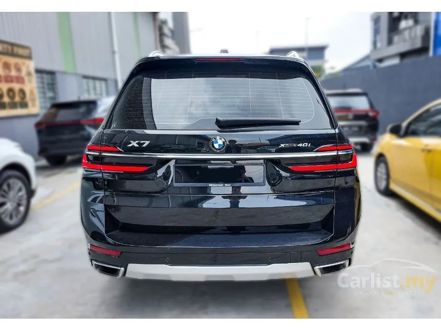 2023 BMW X7 xDrive40i Pure Excellence SUV