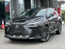2024 Lexus NX 250 2.5 Version L SUV, Red Leather Interior, Mark Levinson, Head Up Display