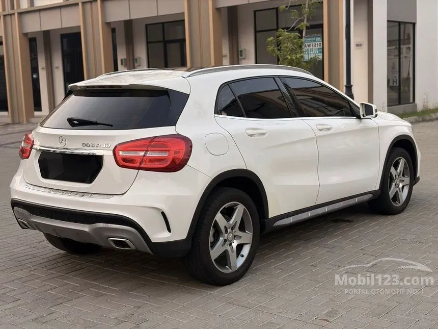 2016 Mercedes-Benz GLA200 SUV