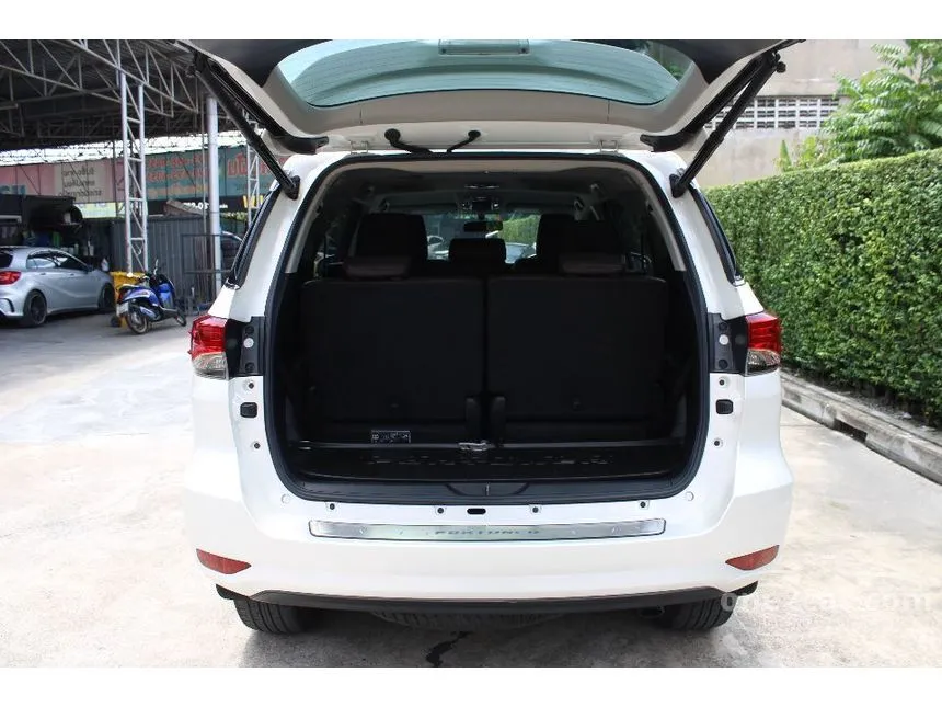 2018 Toyota FORTUNER V SUV