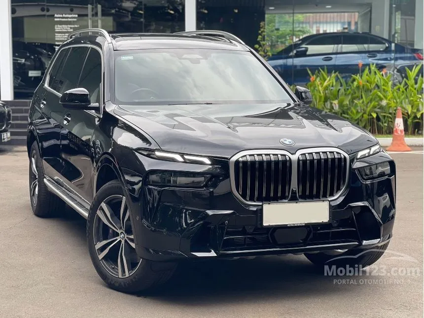 Jual Mobil BMW X7 2024 xDrive40i M Sport 3.0 di DKI Jakarta Automatic SUV Hitam Rp 2.249.000.000