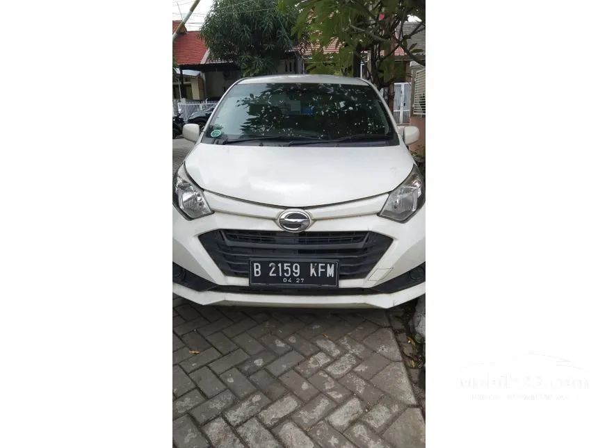 Jual Mobil Daihatsu Sigra 2017 M 1.0 di Jawa Barat Manual MPV Putih Rp 85.000.000
