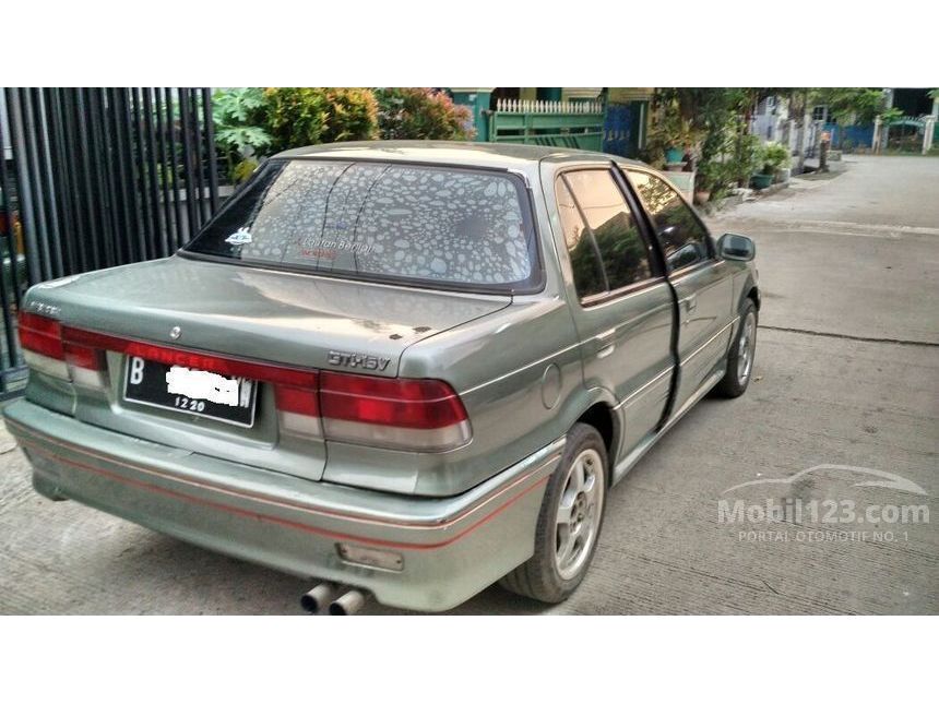 1992 Mitsubishi Lancer Sedan