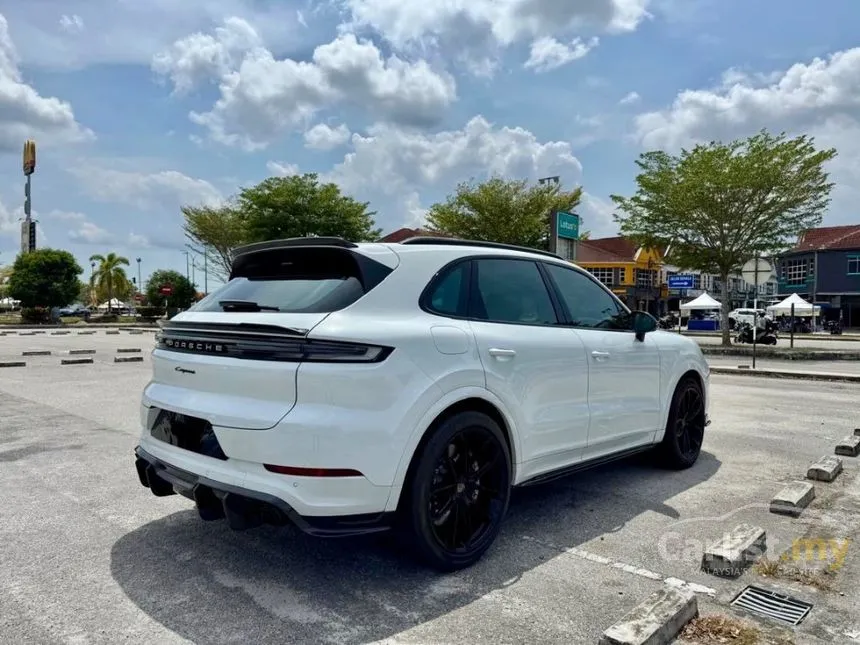 2024 Porsche Cayenne SUV