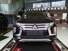 PROMO DP MURAH ANGSURAN MINIM Mitsubishi Pajero Sport 2.4 Dakar SUV