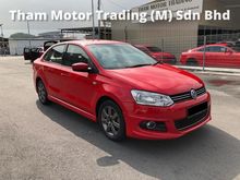 Volkswagen Polo 1.6(A) Sedan 2015 Facelift Ford Fiesta 1.0(A) Eco Boost