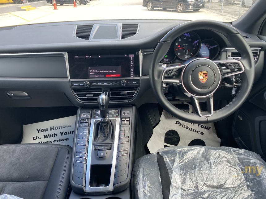 2019 Porsche Macan SUV