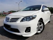 2011 Toyota Corolla Altis 2.0 V Sedan FACELIFT
