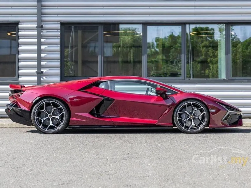 2024 Lamborghini Revuelto Coupe