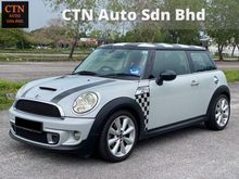 2010 MINI COOPER 1.6 S CHECK MATE (A) 30K++ KILOMETER LOW MILEAGE / CARBON FIBER INTERIOR / ORIGINAL PAINT / NEW CAR CONDITION