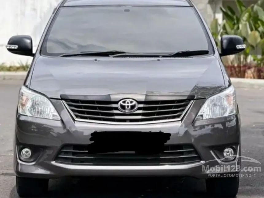 2011 Toyota Kijang Innova V MPV