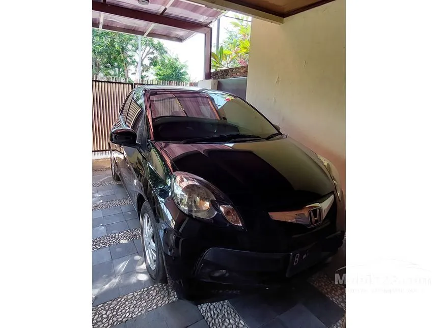 Jual Mobil Honda Brio 2014 Satya E 1.2 di Jawa Timur Manual Hatchback Hitam Rp 90.000.000