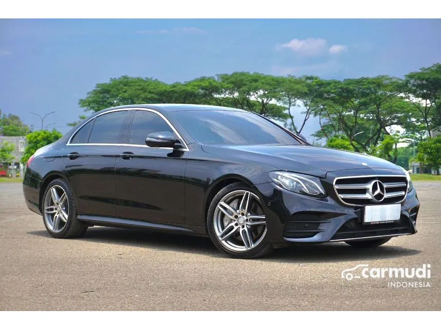 2017 Mercedes-Benz E300 AMG Line Sedan