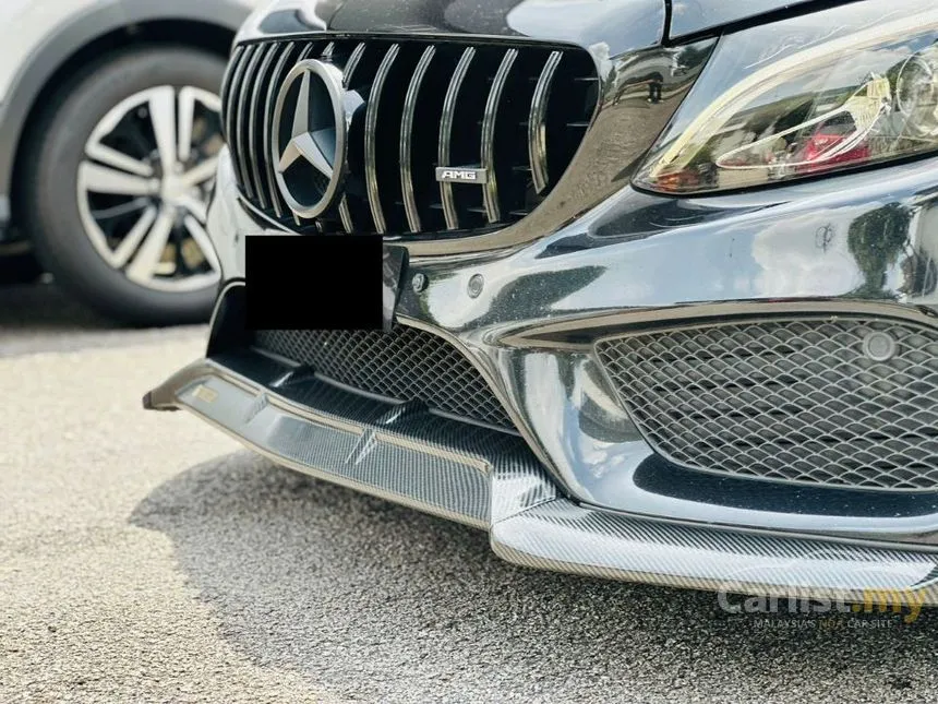 2018 Mercedes-Benz C200 AMG Line Sedan