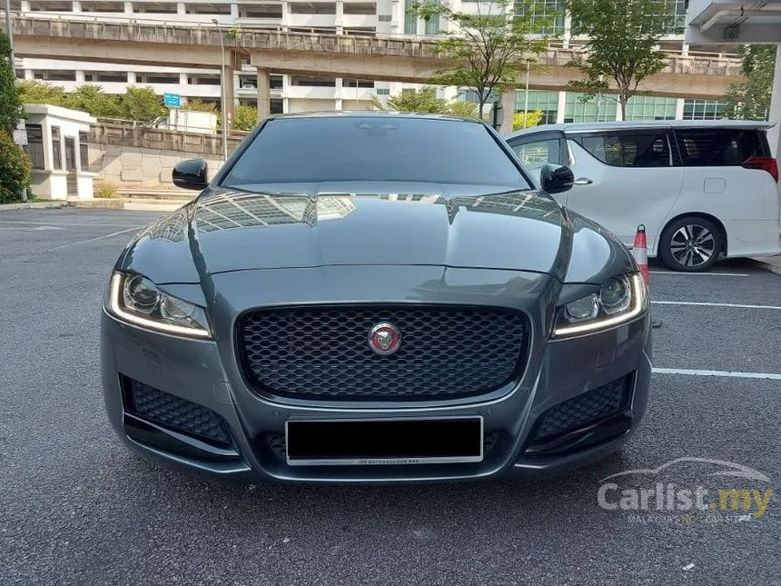 2016 Jaguar XF Prestige Sedan