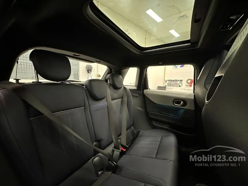 2025 MINI Cooper S 5 Door Hatchback