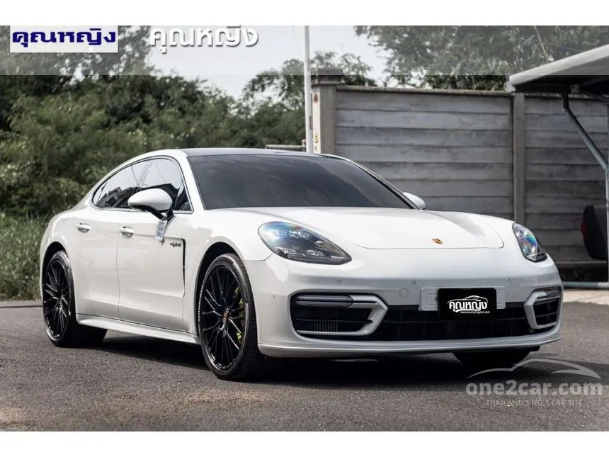 2021 Porsche Panamera 4 E-Hybrid Sedan