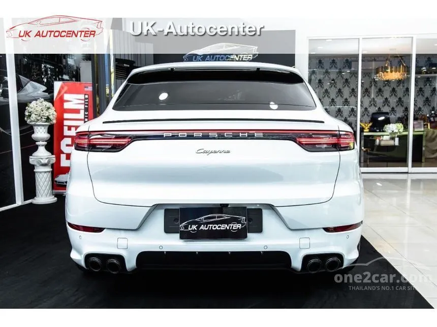 2022 Porsche Cayenne E-Hybrid SUV