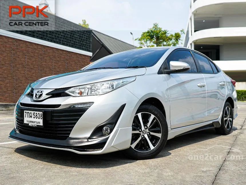 2018 Toyota Yaris Ativ E Sedan