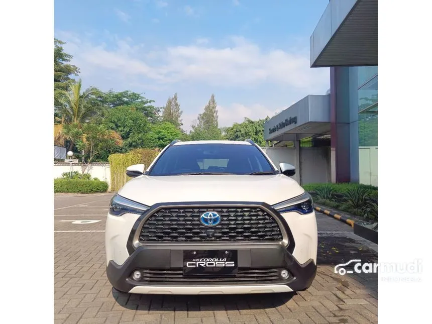 Jual Mobil Toyota Corolla Cross 2024 Hybrid 1.8 di DKI Jakarta Automatic Wagon Putih Rp 485.000.000