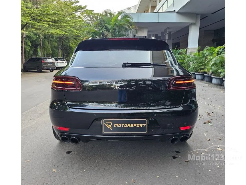 2016 Porsche Macan S SUV