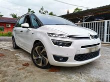 ( TRUE YEAR MADE 2016 ) Citroen Grand C4 Picasso 1.6 MPV (A) ONE DOCTOR OWNER , SERVICE RECORD , POWER BOOT, FULL SPEC,76K KM