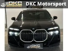 2023 BMW i7  xDrive60 M Sport Sedan / Free Warranty / Free Tinted / Max Loan /Amazon Fire TV built-in / Front & rear heated Pm for special price