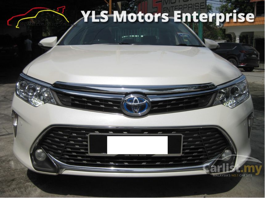 Toyota Camry 2017 Hybrid Luxury 2.5 in Kuala Lumpur 