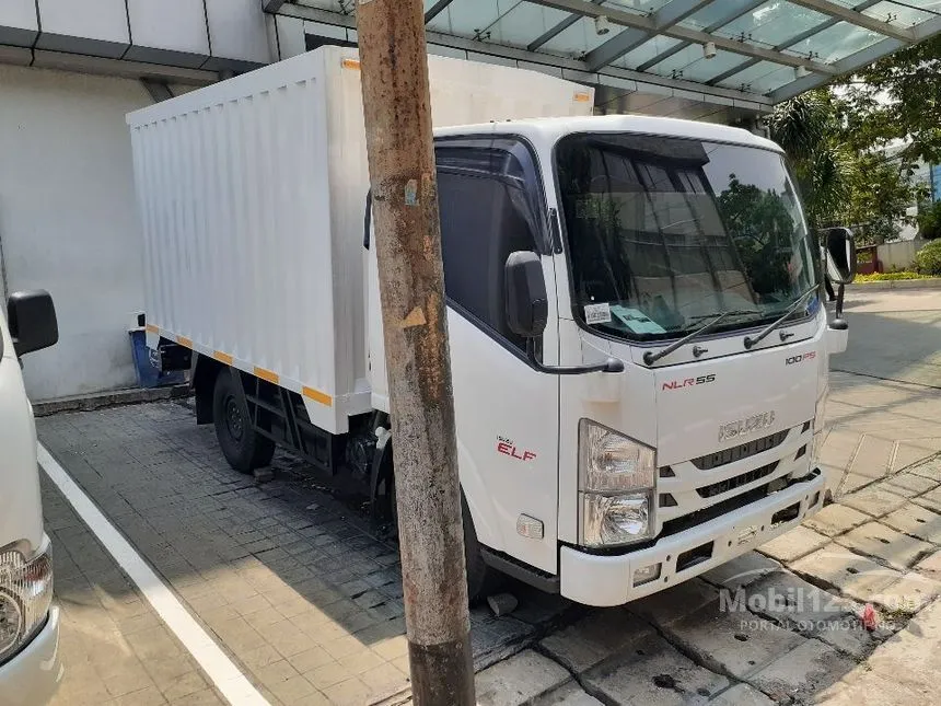 2021 Isuzu Elf NLR 55 Trucks
