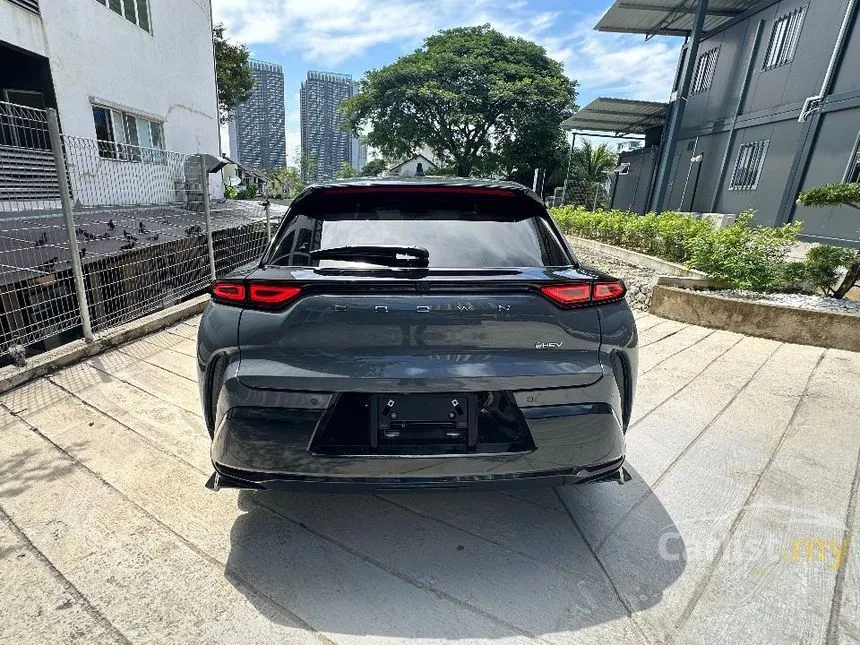 2024 Toyota Crown Sport Z PHEV SUV