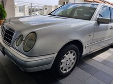 1998 Mercedes-Benz E200 2.0 Elegance Sedan