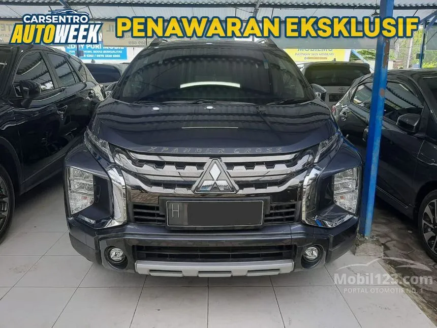 Jual Mobil Mitsubishi Xpander Cross 2019 Premium 1.5 di Jawa Tengah Automatic MPV Abu