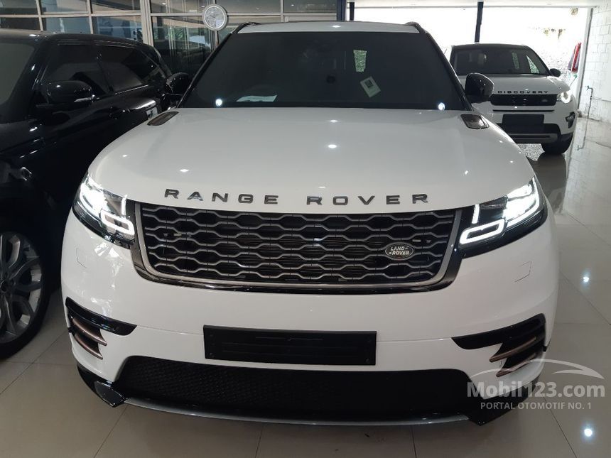 Jual Mobil Land Rover Range Rover Velar 2017 R-Dynamic SE P250 2.0 di ...