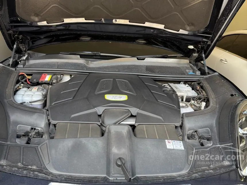2021 Porsche CAYENNE E-Hybrid SUV