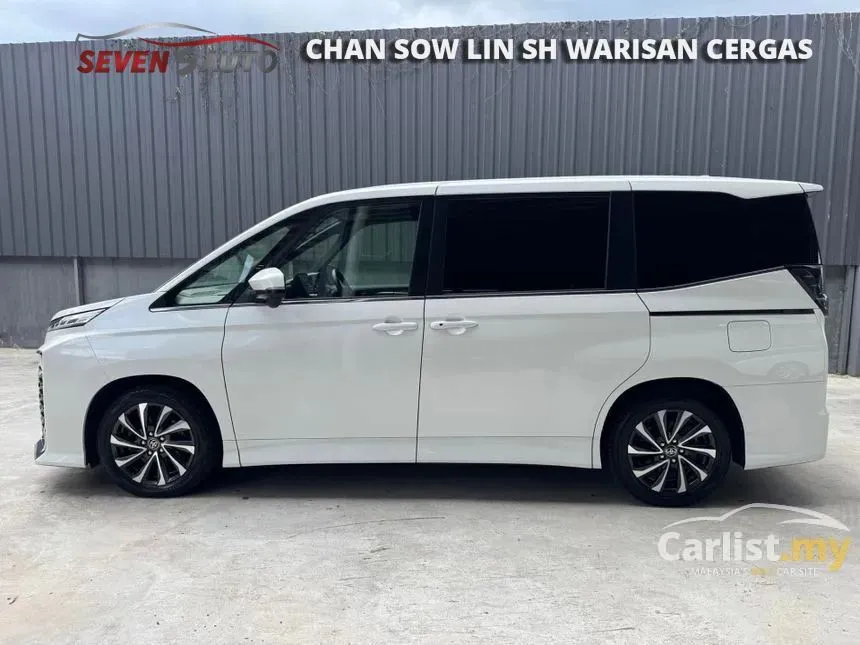 2022 Toyota Voxy S-Z MPV