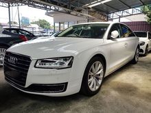 2015 Audi A8 4.0L TFSI Quattro Sedan Sunroof Push Start Keyless Paddle Shift Xenon Light LED Running Light Power Boot Bose Sound System 4 Zone Climate