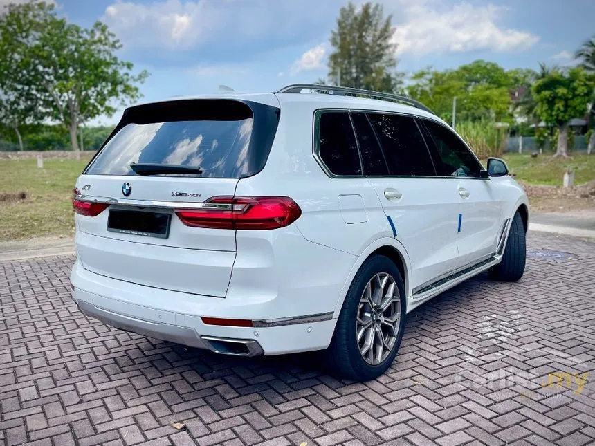 2021 BMW X7 xDrive40i Pure Excellence SUV