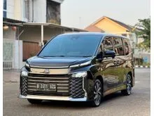 2022 Toyota Voxy 2.0 MPV ALL NEW VOXY TSS Glitter Black Full Service Record Toyota Safety Sense Pajak Panjang Bebas Tabrak & Banjir