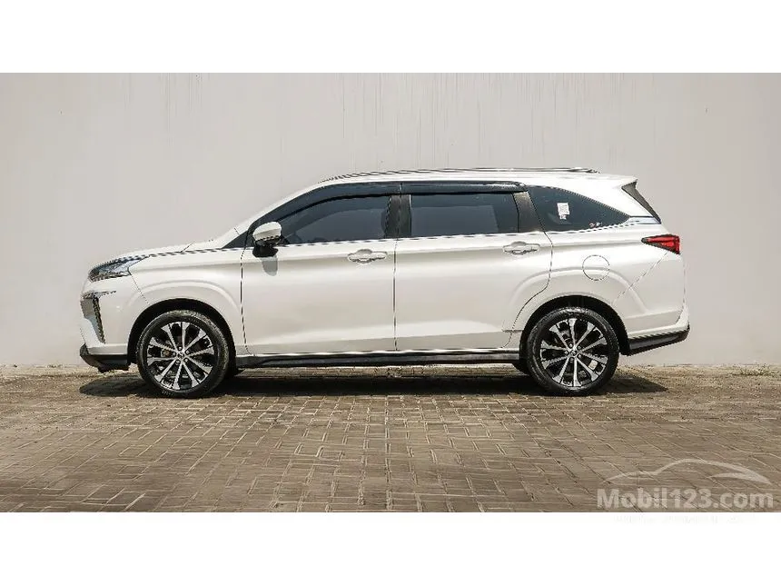 2023 Toyota Veloz Q (Premium Color) MPV