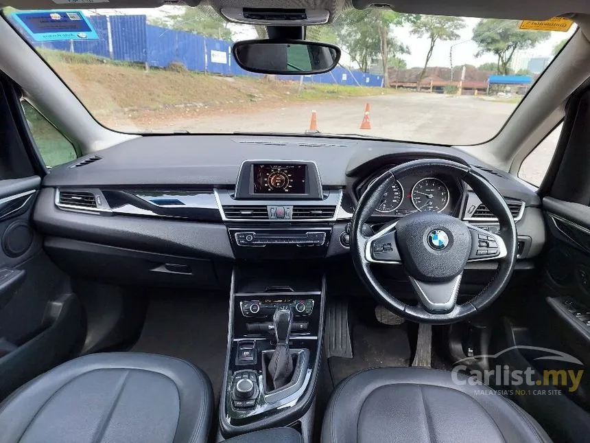 2015 BMW 218i Luxury Active Tourer Hatchback