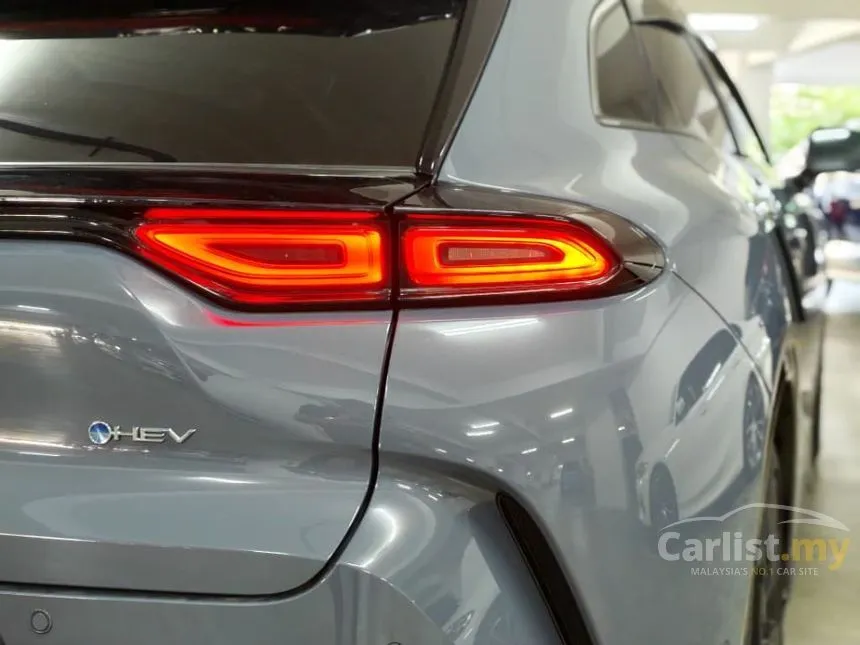 2024 Toyota Crown Sport Z PHEV SUV