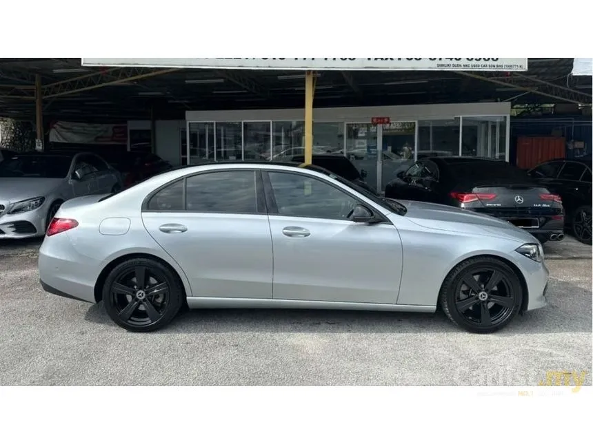2022 Mercedes-Benz C200 Avantgarde Sedan