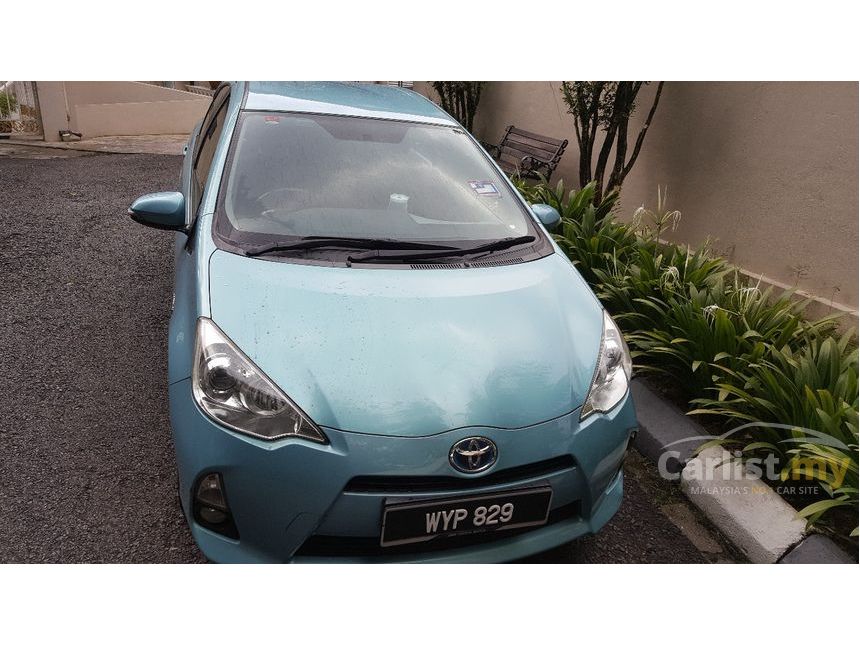 Toyota Prius C 2017 Hybrid 1 5 In Kuala Lumpur Automatic Hatchback 2017 Toyota Prius C Hybrid Hatchback