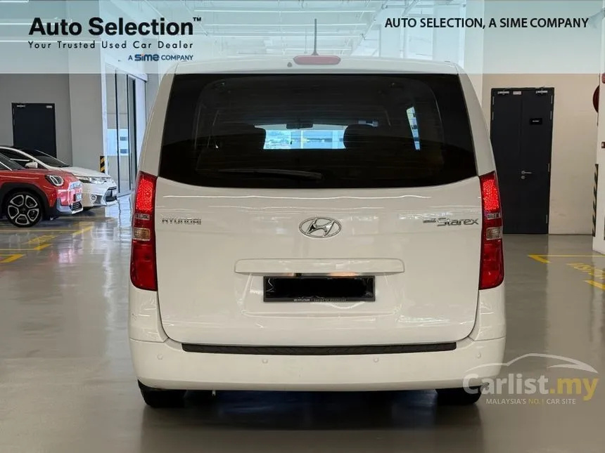 2021 Hyundai Grand Starex Executive Plus MPV