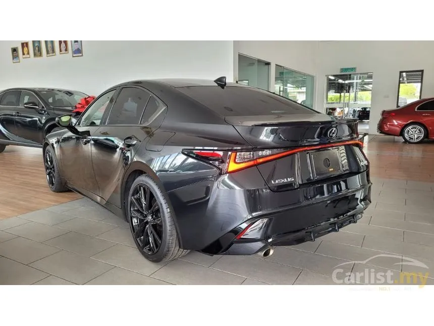 2022 Lexus IS 300 F Sport Sedan