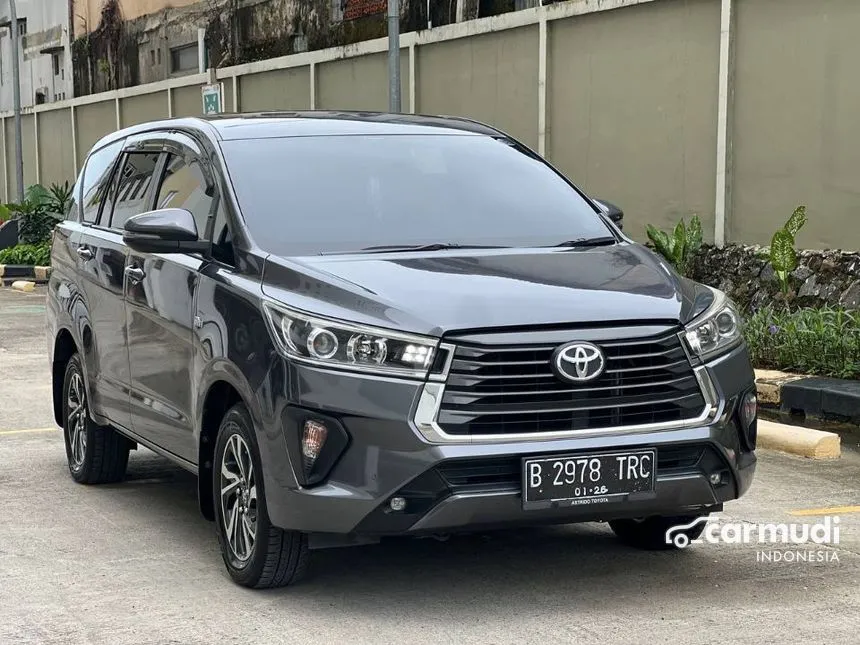 2021 Toyota Kijang Innova V Luxury 50th Anniversary MPV