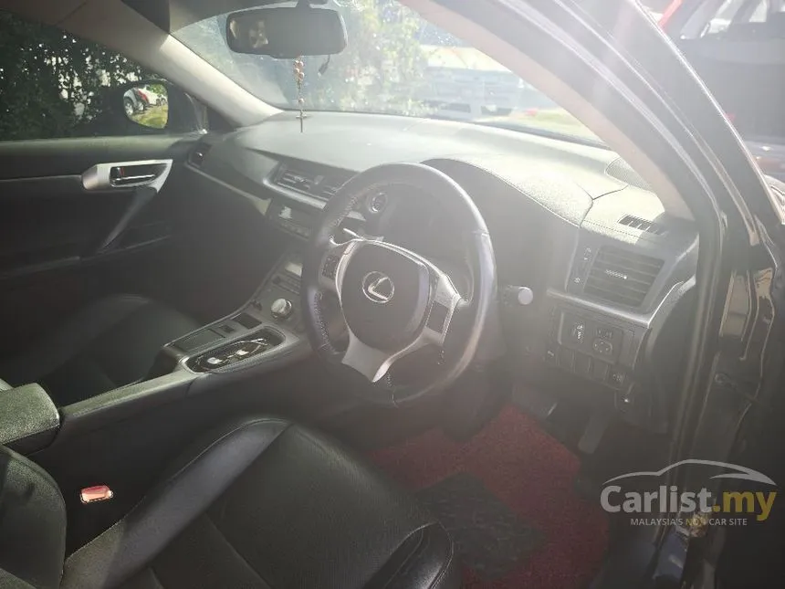 2012 Lexus CT 200h Hatchback