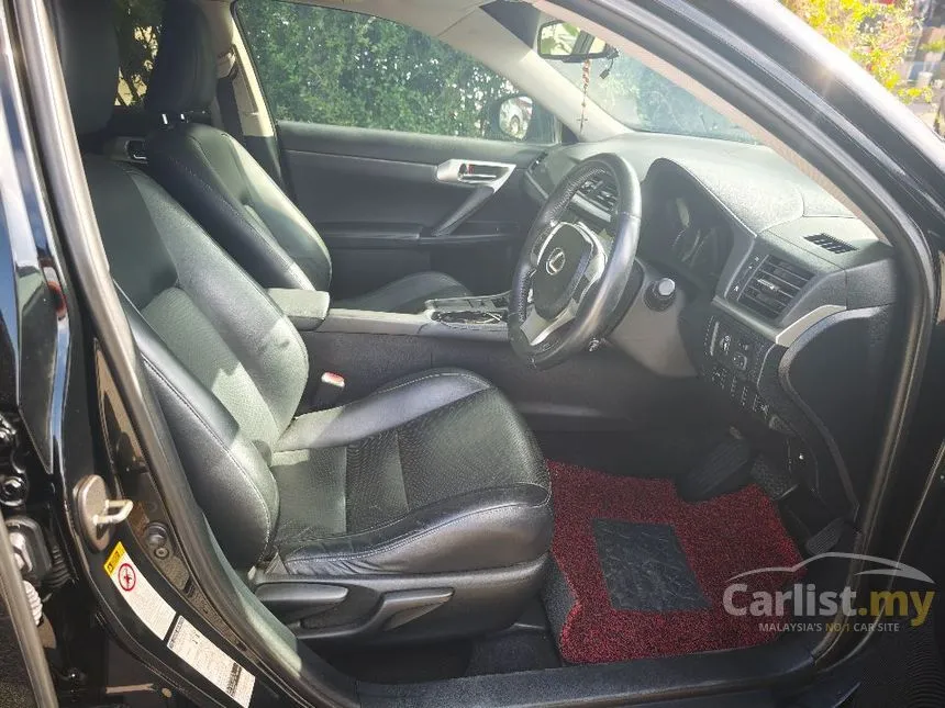 2012 Lexus CT 200h Hatchback