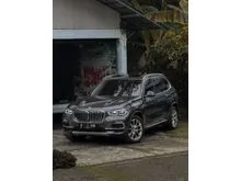 2021 BMW X5 3.0 xDrive40i xLine SUV (Faktur 2022) G05 Black on Brown Odo 46 Rb (TERMURAH)